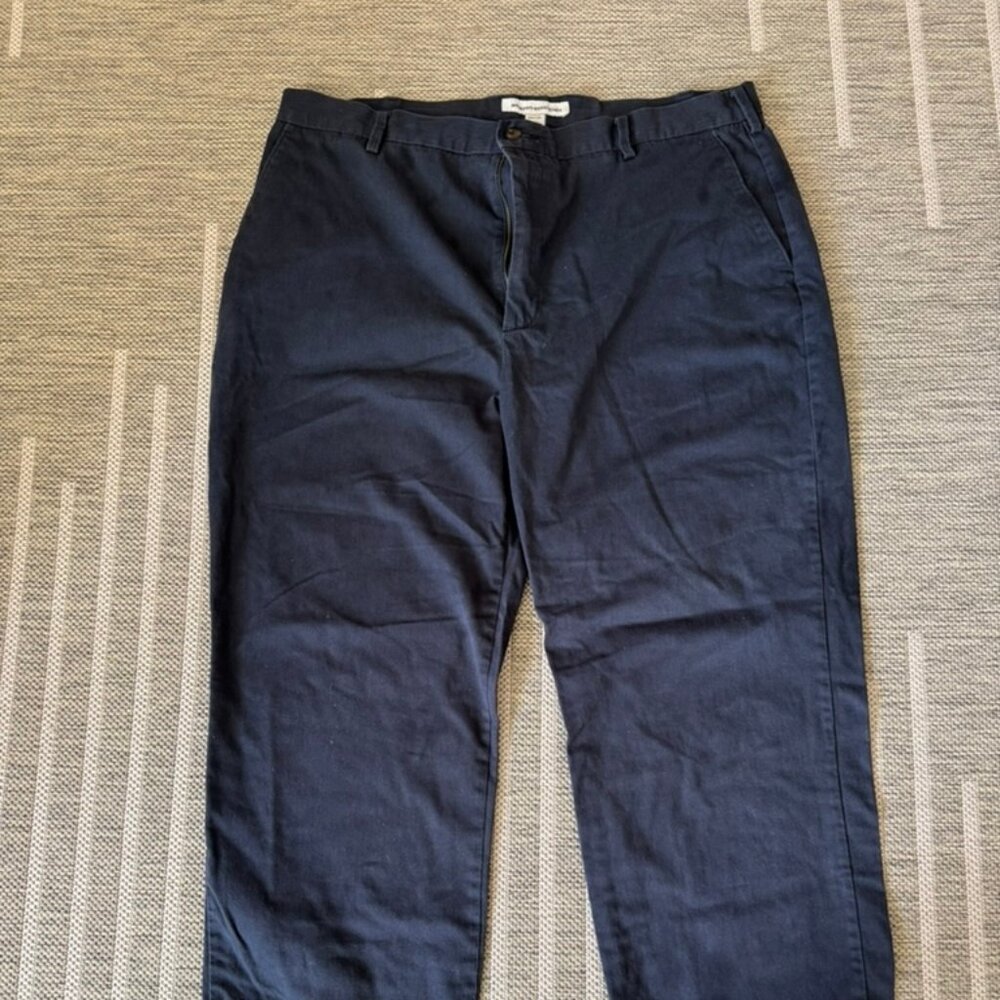 CLOSEOUT: Amazon Essentials Chino Pants – Size 40W x 30L